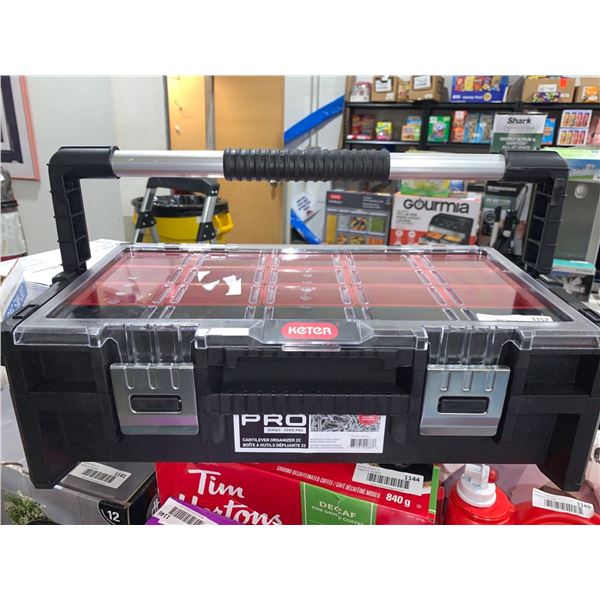 Keter Pro Series Cantilever Organizer 22