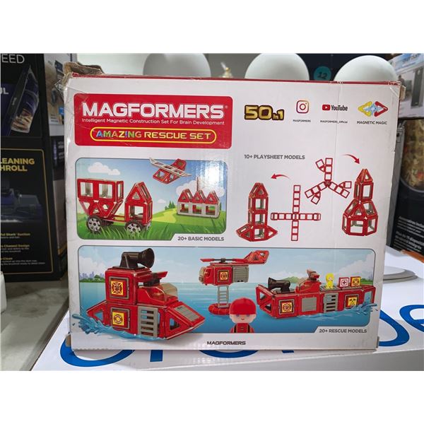 Magformers 50 in 1 Amazing Rescue Kit 50pcs