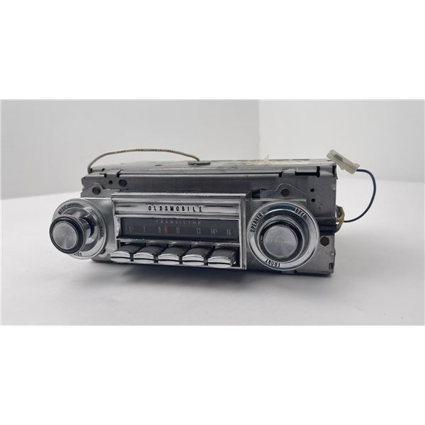 1970-72 Oldsmobile Radio