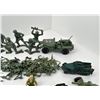 Image 6 : Collection of GI Joes and Army Men