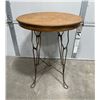 Image 3 : Antique Ice Cream Shop Table and 4 Chairs
