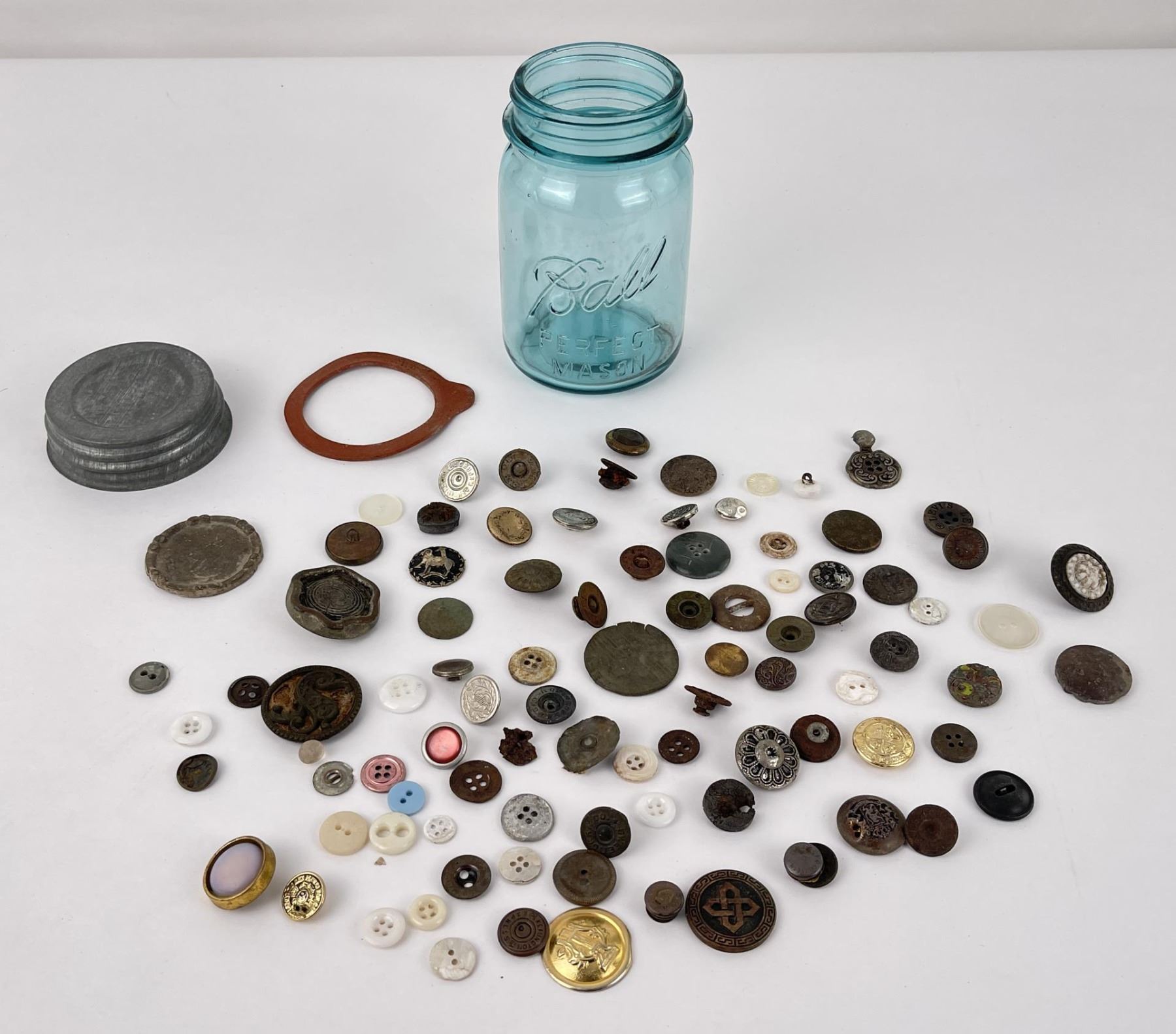Montana Fort Found Relic Buttons
