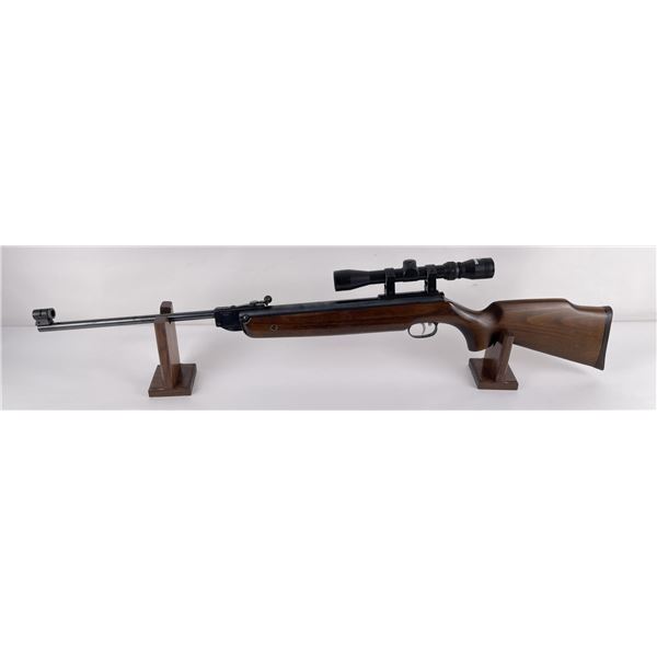 Beeman Model R10 Air Rifle