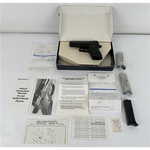 Smith & Wesson Model 469 9mm Pistol