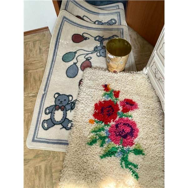 Eatons Kids Carpets Nylon x 3 Pieces 34 x 58L Garbage Can Garbage Can & Hook Rug