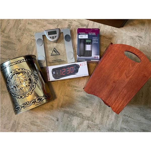 Home Decor Scale Waste Baske Clock