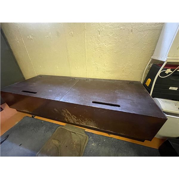 Brown Wood Chest - Toy Box ]75L x 28D x 18T