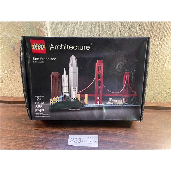 Lego Sand Francisco Lego Set 21043 New But Box Squished Slightly