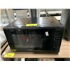 Image 2 : BLACK PANASONIC NN-SG616B MICROWAVE & DELONGHI OSCILLATING TOWER HEATER