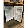 Image 2 : DANBY DAR044A1SSDD STAINLESS STEEL MINI FRIDGE