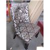 Image 2 : SET OF 4 UPHOLSTERED CHAIRS