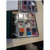 Image 2 : 2 BINDERS OF TRADING CARDS: HOCKEY, BASBALL AND MORE