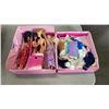 Image 15 : BOX OF BARBIES, BARBIE COLLECTIBLES AND HOUSE