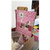 Image 3 : BOX OF BARBIES, BARBIE COLLECTIBLES AND HOUSE