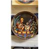 Image 8 : 4 COLLECTOR PLATES 3 RUSSIAN 1 EGYPTIAN WITH SET OF MELLENIUM GLASS COASTERS