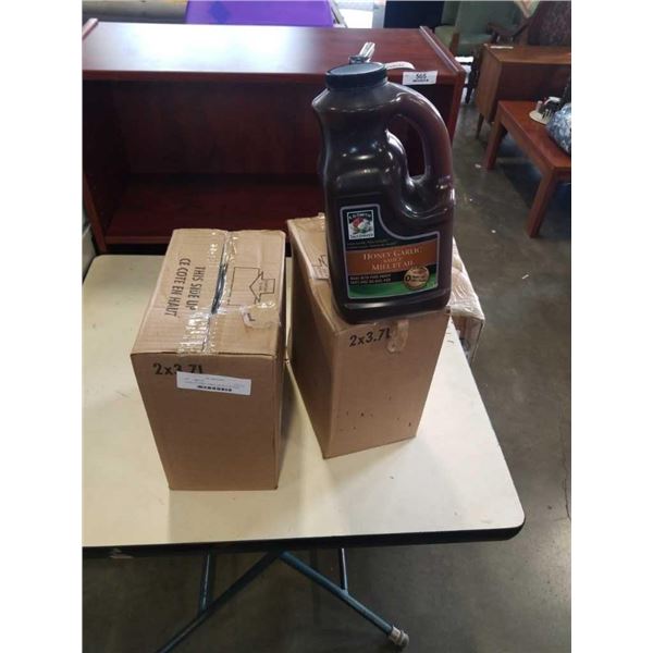 4 JUGS OF HONEY GARLIC SAUCE 3.78L EACH