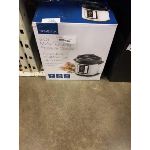 INSIGNIA  6QT MULTIFUNCTION PRESSURE COOKER TESTED AND WORKING - RETAIL $98