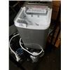 Image 2 : INSIGNIA 26LB ICE MAKER TESTED AND WORKING - RETAIL $119