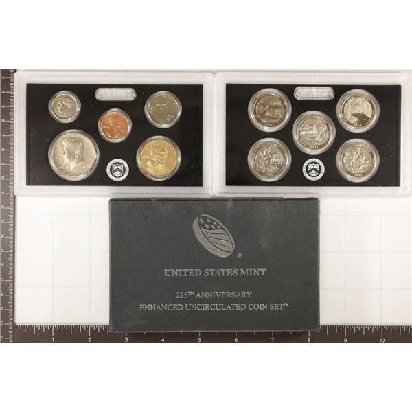 2017 US ENHANCED UNC COIN SET WITH BOX