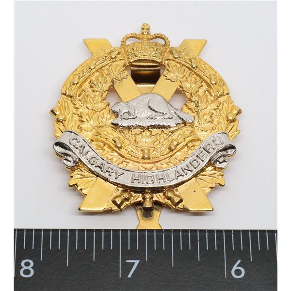 #410 CALGARY HIGHLANDERS CAP BADGE ALBERTA CANADA