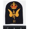 Image 1 : #501 WW2 KINGS CROWN INSIGNIA