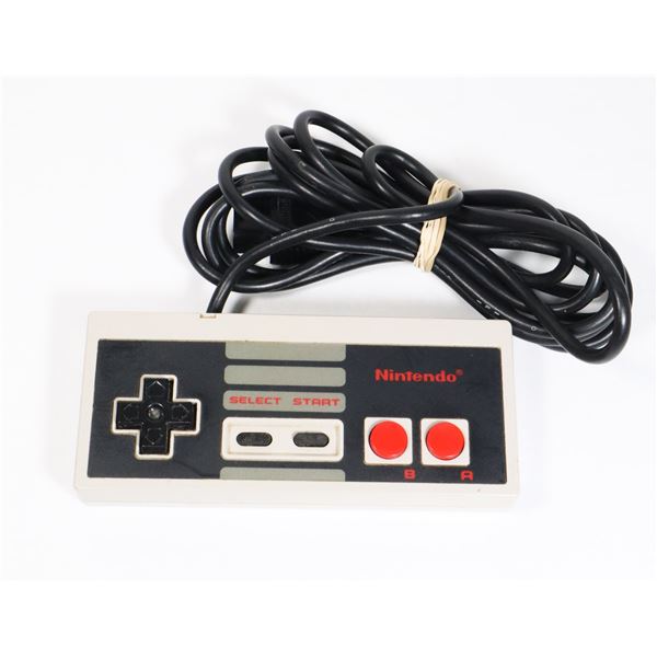 #947 NINTENDO ENTERTAINMENT SYSTEM NES CONTROLLER