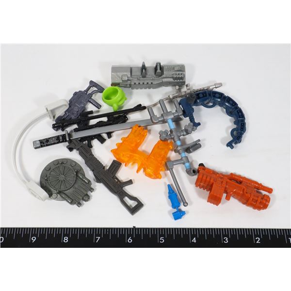 #1122 LOT 1980'S-90'S ACTION FIGURE ACCESSORIES