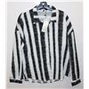 Image 1 : NEW YERANYI BLACK AND WHITE STRIPED BLOUSE