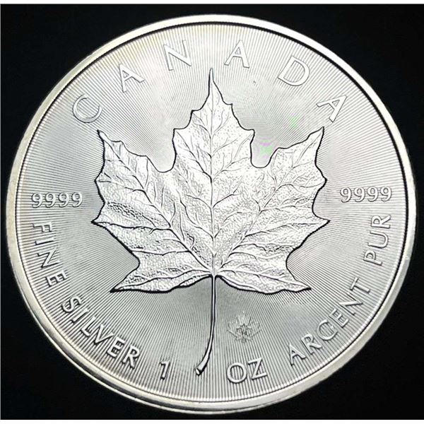 2014 Canada $5 Maple Leaf 1 ozt .9999 Silver