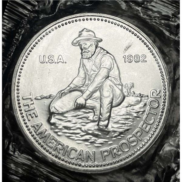 1982 Engelhard The American Prospector 1 ozt .999 Silver