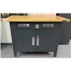 Image 1 : Mastercraft 4ft wide butcher blok top black workbench (approx 24" L x 48 in W x 37" H)