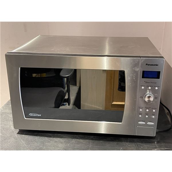 Panasonic inverter genius - microwave oven (approx 24" W x 18" L x 14" H)