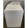 Image 1 : GE - 4.9 cu. Ft Top Load Washer in White