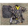 Image 2 : Set of 2 Petzl AVAO sit fast harness