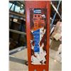 Image 2 : Werner - Heavy duty 10ft platform ladder