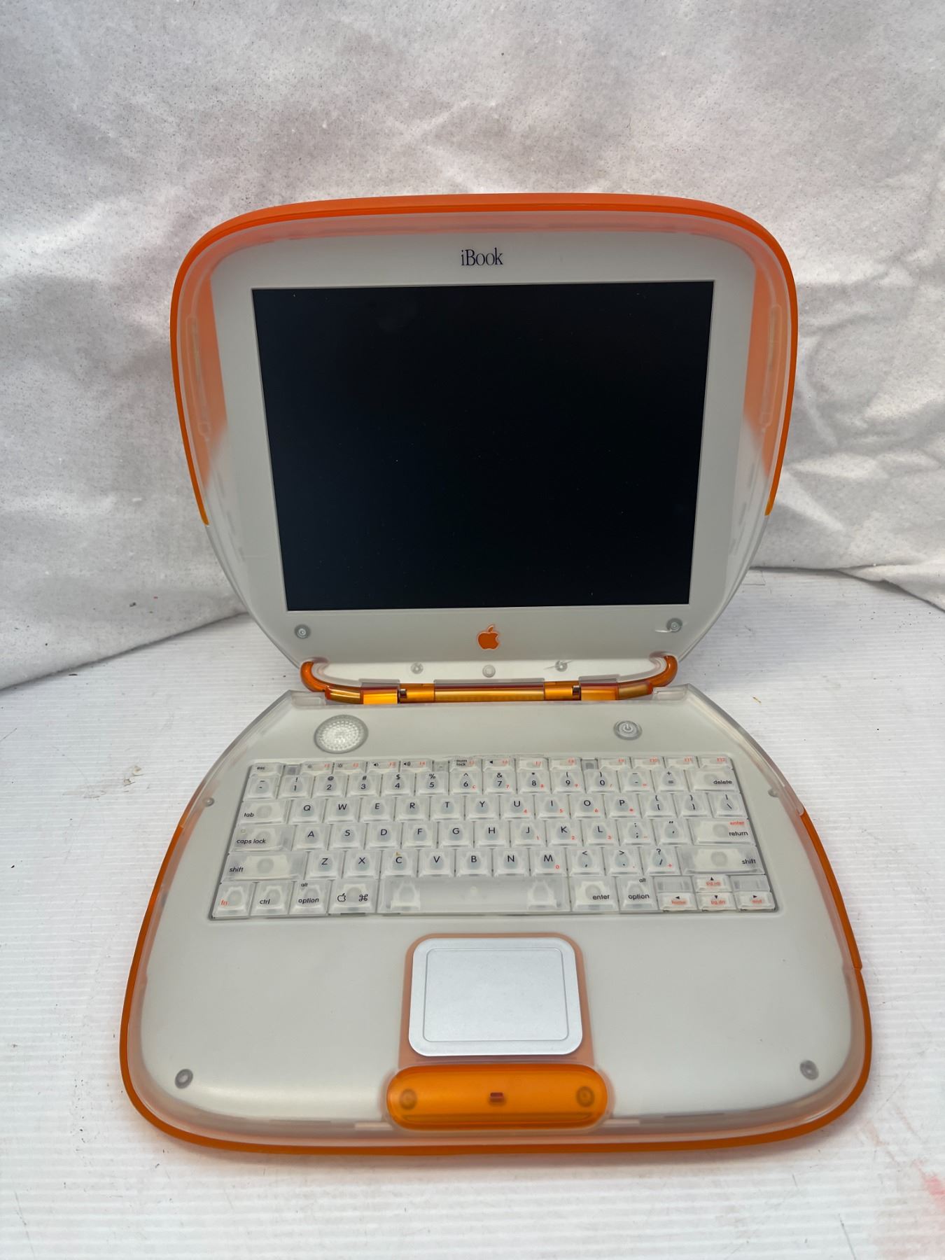 Vintage Apple Orange Clamshell iBook G3 M2453