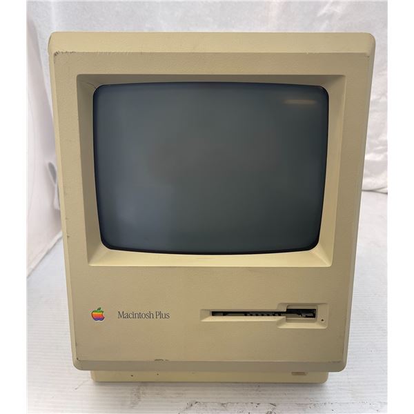 Macintosh Plus Rear Vintage Apple computers - Macintosh Plus 1Mb - Model: M0001A