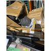 Image 5 : Pallet of assorted misc items - includes LED vanity fixtures / Moisture recovery shampoo bottles / g