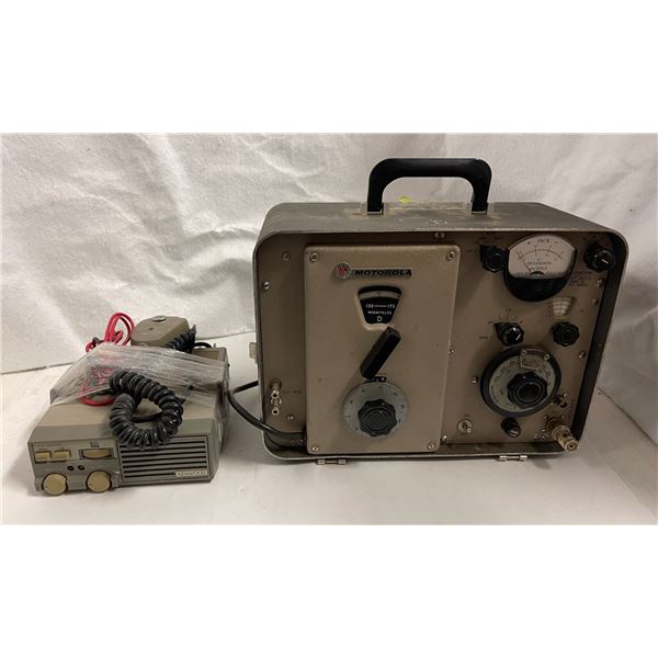 Group of 2 vintage items - includes Motorola measurements signal generator - model: 1034-B & Kenwood
