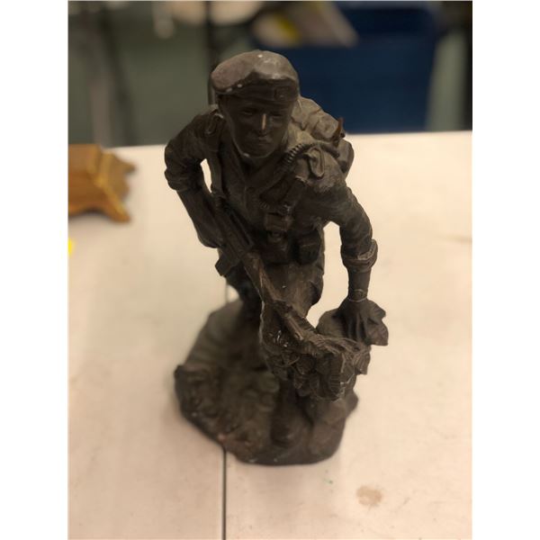 US Green Beret Special Forces Soldier brass figurine