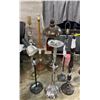Image 1 : Group of 8 assorted standing lights