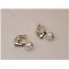 Image 3 : FAUX PEARL DROP CLIP ON EARRINGS