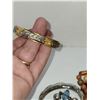 Image 5 : LOT OF 5 VARIOUS BRACELETS