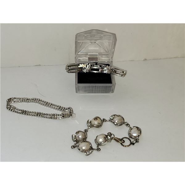 LOT OF 3 EVENING BRACELETS