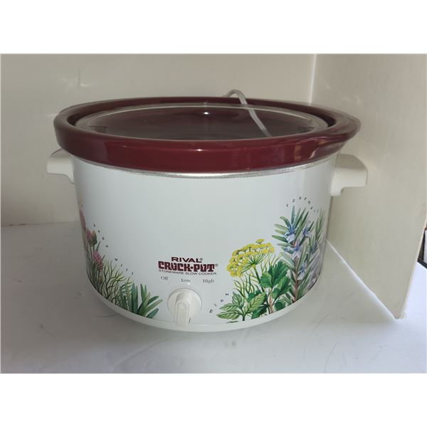 RIVAL CROCK POT (NEW)