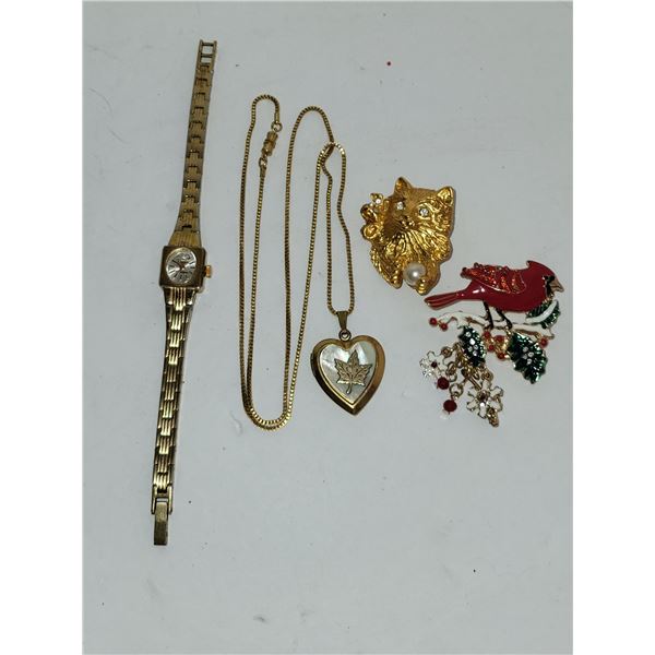 LOT OF MISC JEWELLERY INC CARDINAL 17 JEWEL LADIES WATCH