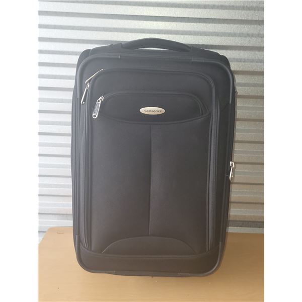 LIKE NEW SAMSONITE LARGE CARRY ON LUGGAGE