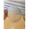 Image 3 : LOT OF 3 VINTAGE GLASS BOWLS