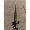 Image 1 : LOT OF 2 VINTAGE FISHING RODS AND REELS