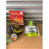 Image 3 : 17L TOTE OF INSECT AND RODENT BAIT TRAPS
